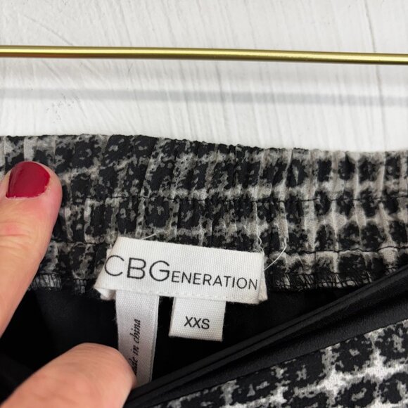 Y2K Geometric Long BCBGeneration Maxi Skirt Sheer Layered Grid Black & White XXS - Picture 4 of 7